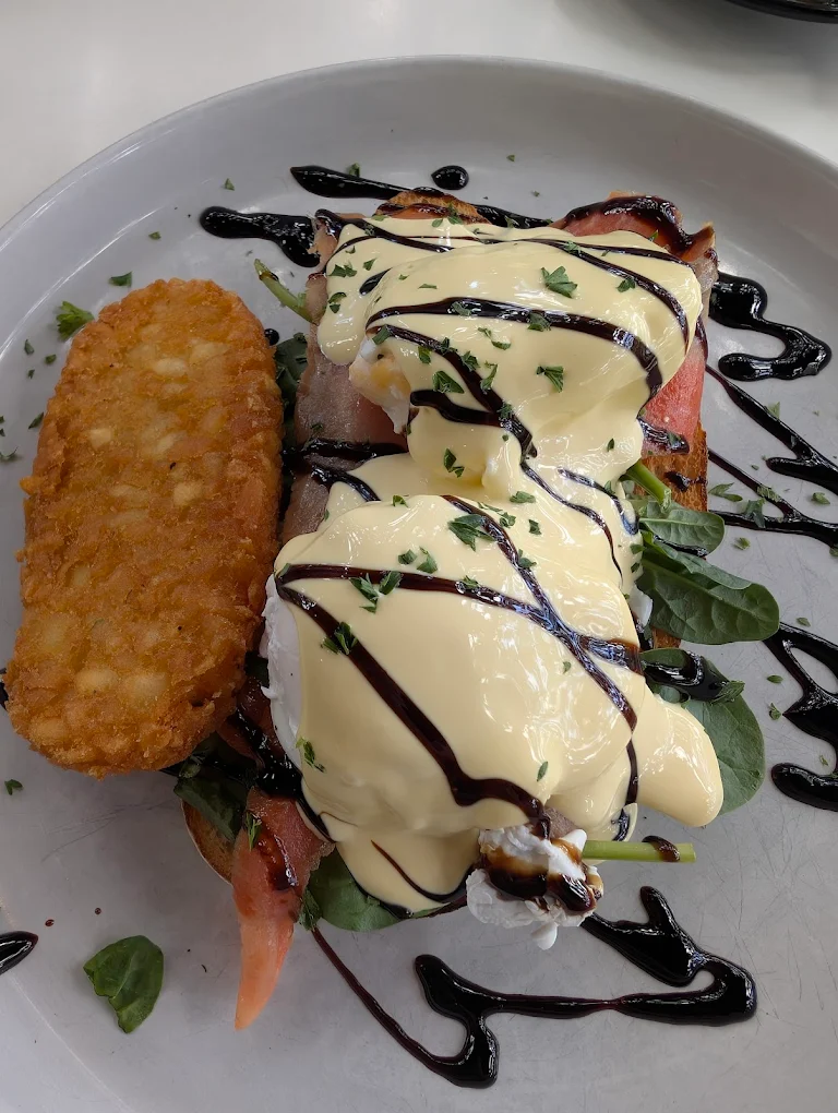 A beautifully presented signature breakfast platter at Bliss on Riverside